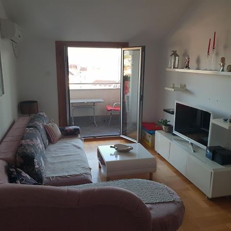 Vb Apartmani Tivat Exterior foto